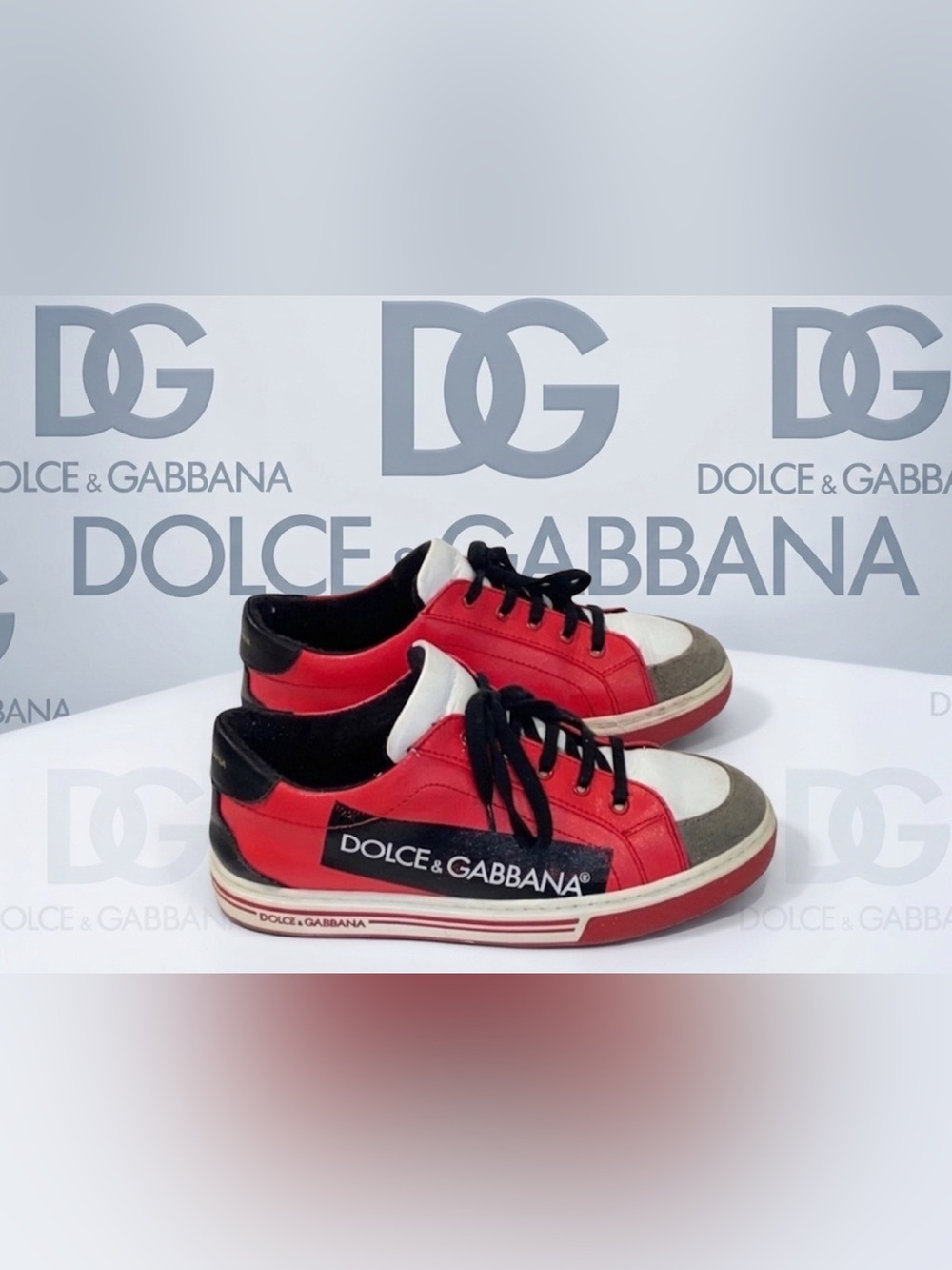 Authentic Dolce & Gabbana luxury designer kids leather boys sneakers sz 1